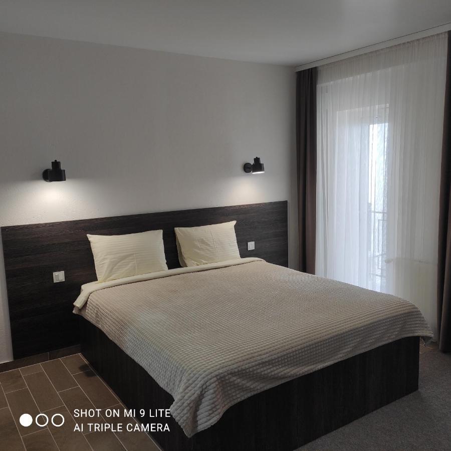 Colinele Aurii Cimislia Hotel Eksteriør billede